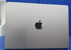 New Laptop Apple MacBook Pro 32GB Apple M1 Max SSD 2T