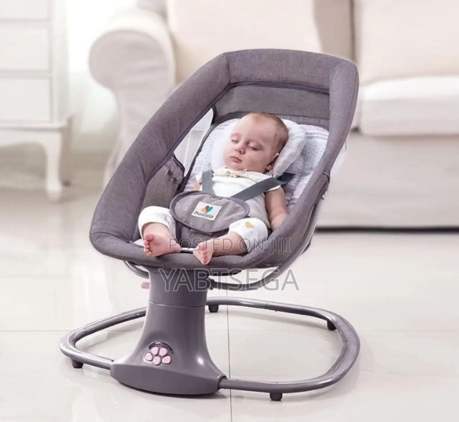 Mastela Deluxe Multi-Functional Bassinet