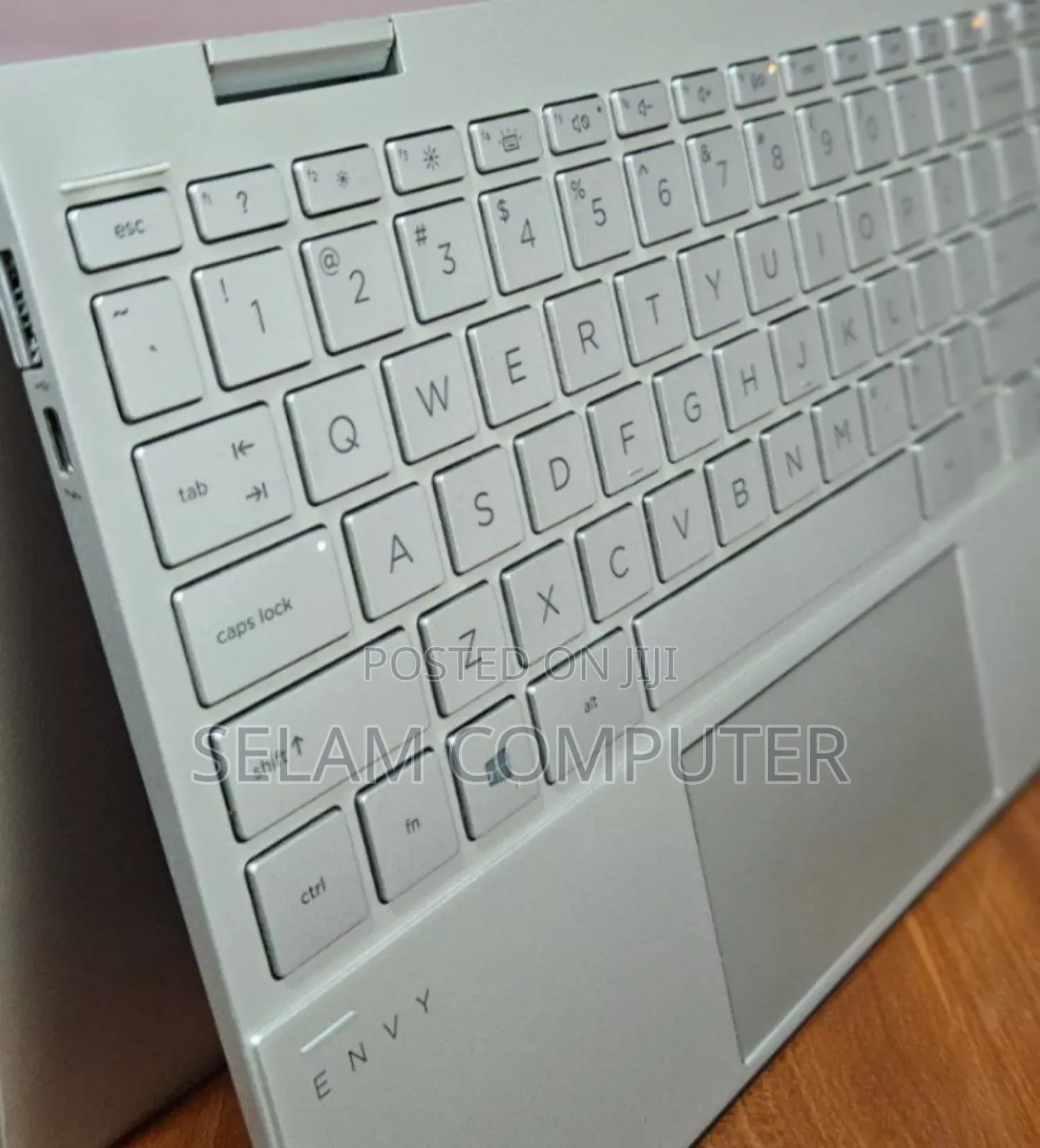 New Laptop HP Envy X360 8GB Intel Core I7 SSD 512GB