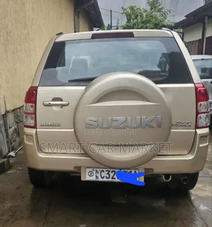 Suzuki Grand Vitara 2012 Brown