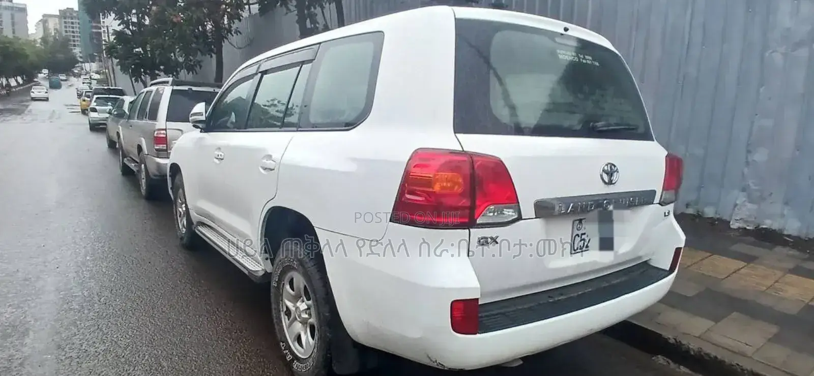 Toyota Land Cruiser 2016 White