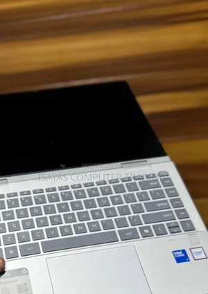 New Laptop HP Envy X360 16GB AMD Ryzen 7 SSD 1T