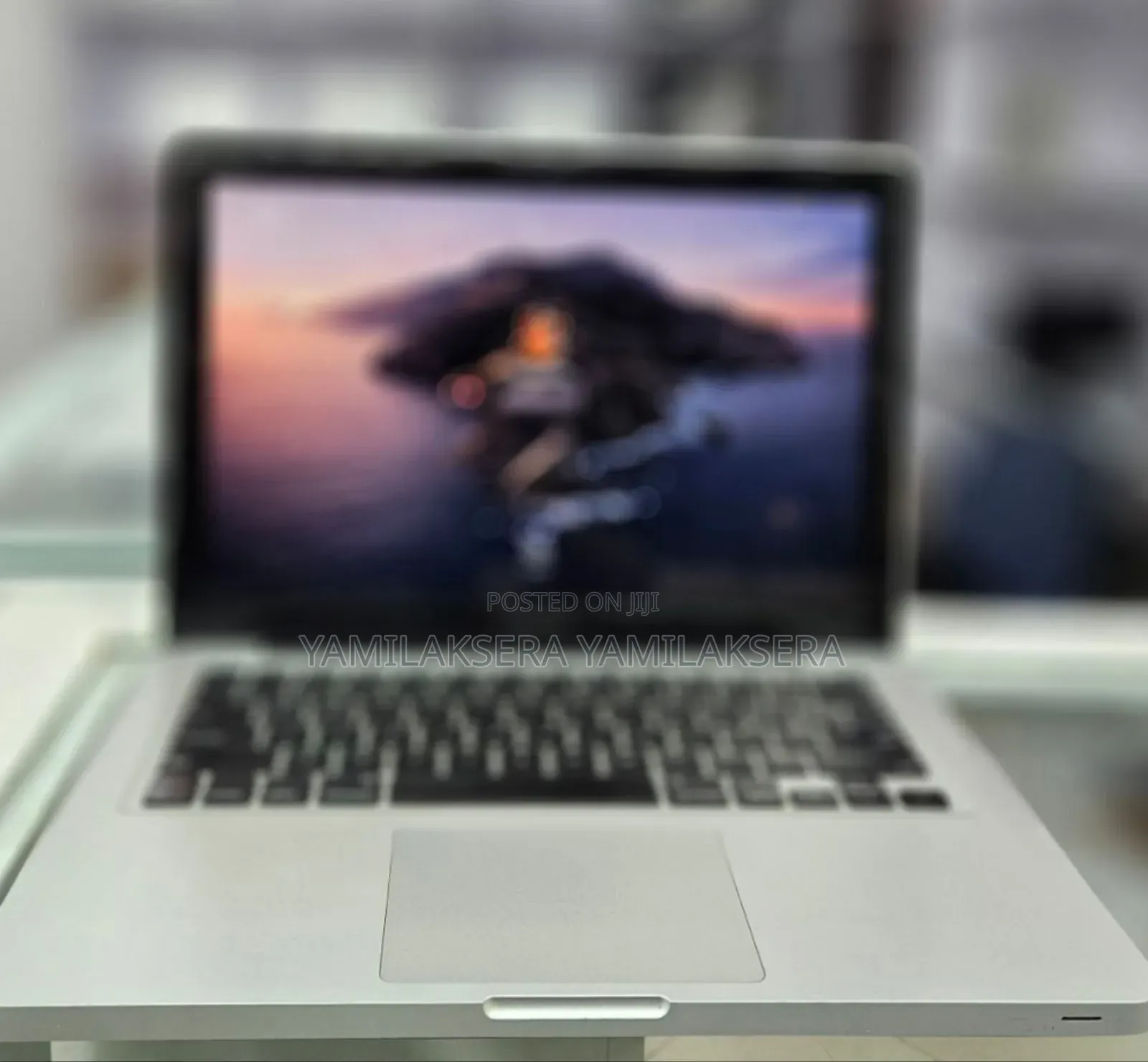 New Laptop Apple MacBook 2012 4GB Intel Core I5 HDD 500GB