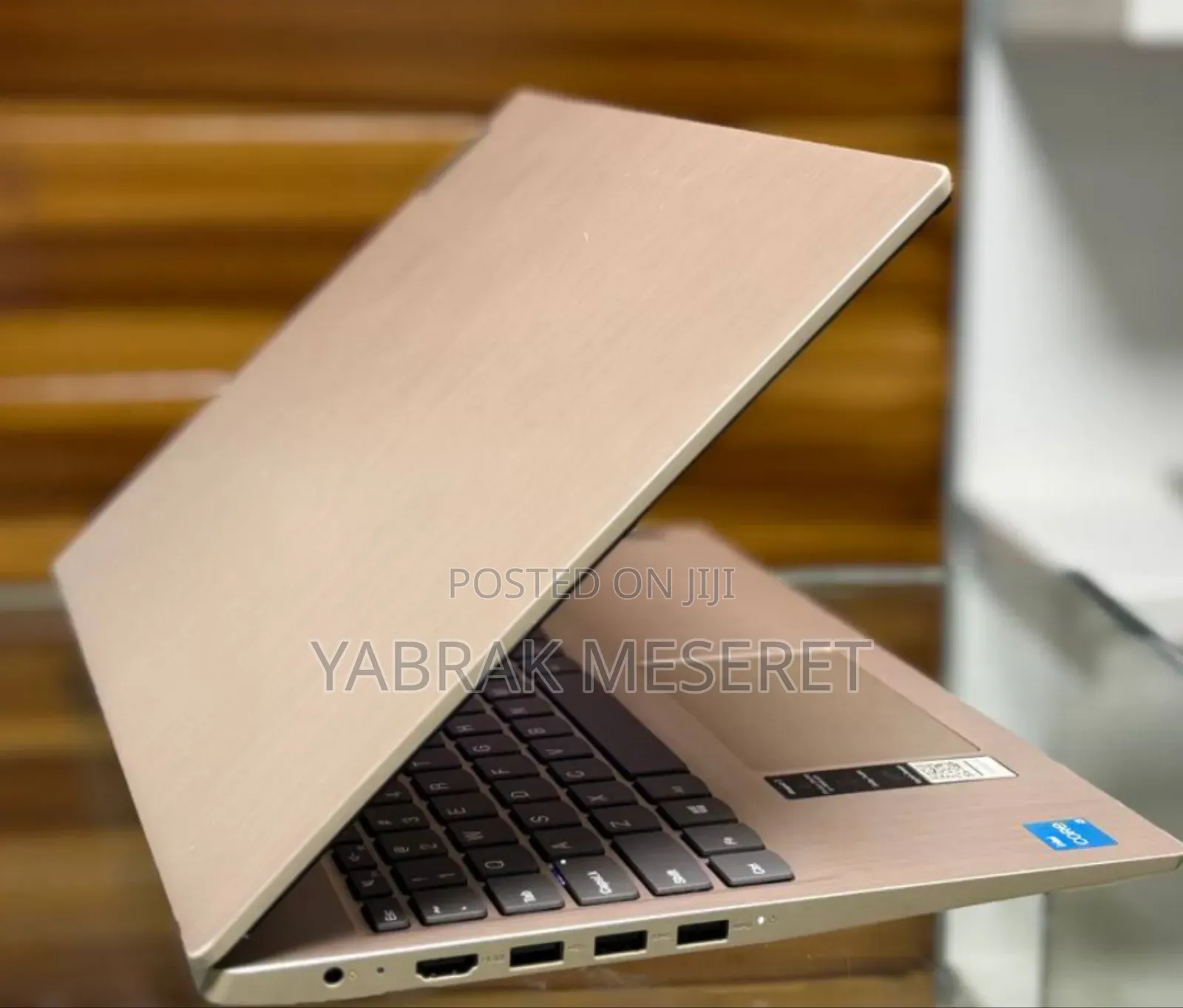 New Laptop Lenovo 8GB Intel Core I3 SSD 256GB