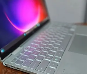 New Laptop HP Envy X360 8GB Intel Core I7 SSD 512GB