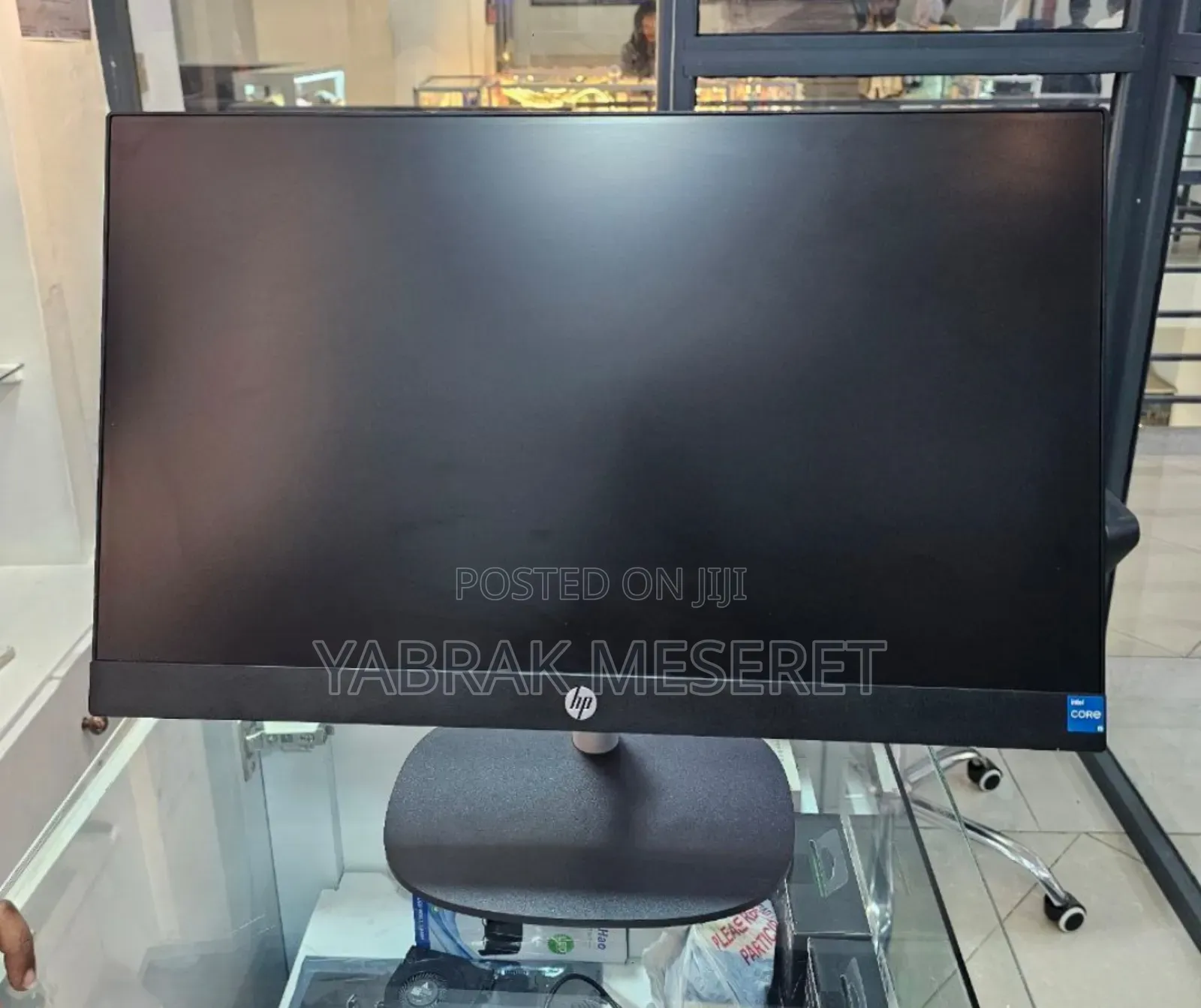 New HP 200 G4 22 All-in-One 8GB Intel Core I5 SSD 512GB