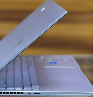 Photo - New Laptop Asus VivoBook 15 X505BA 16GB AMD Ryzen 7 SSD 512GB