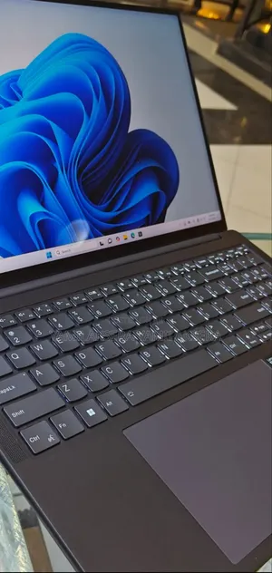 New Laptop Lenovo Yoga 9i 16GB Intel Core I9 SSD 1T