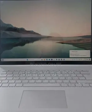 Photo - New Laptop Microsoft Surface Book 2 16GB Intel Core I7 SSD 256GB