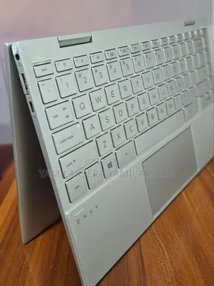 New Laptop HP Envy X360 8GB Intel Core I7 SSD 512GB