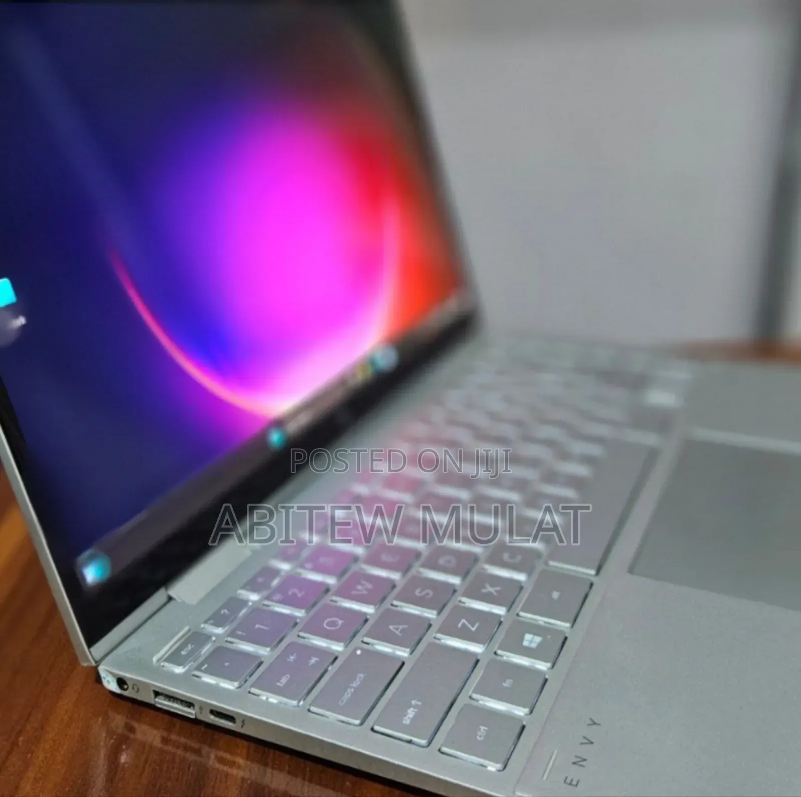 New Laptop HP Envy X360 8GB Intel Core I7 SSD 512GB