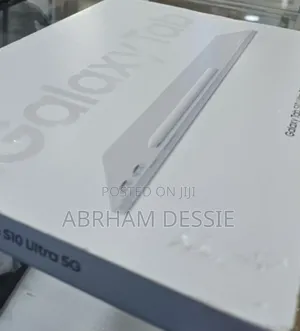 Photo - New Laptop Samsung 12GB SSD 256GB