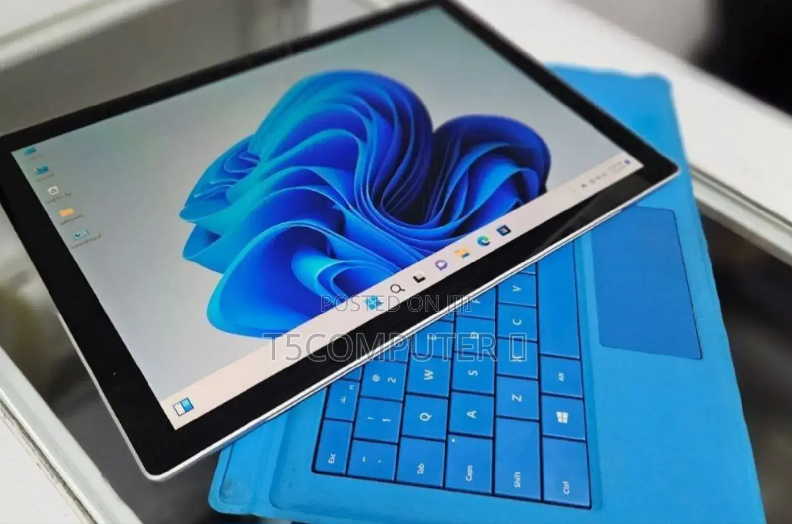 New Laptop Microsoft Surface Pro 7 8GB Intel Core I5 SSD 128GB