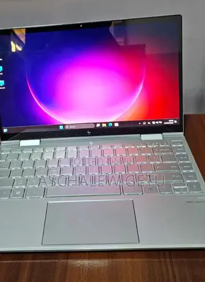 New Laptop HP Envy X360 8GB Intel Core I7 SSD 512GB