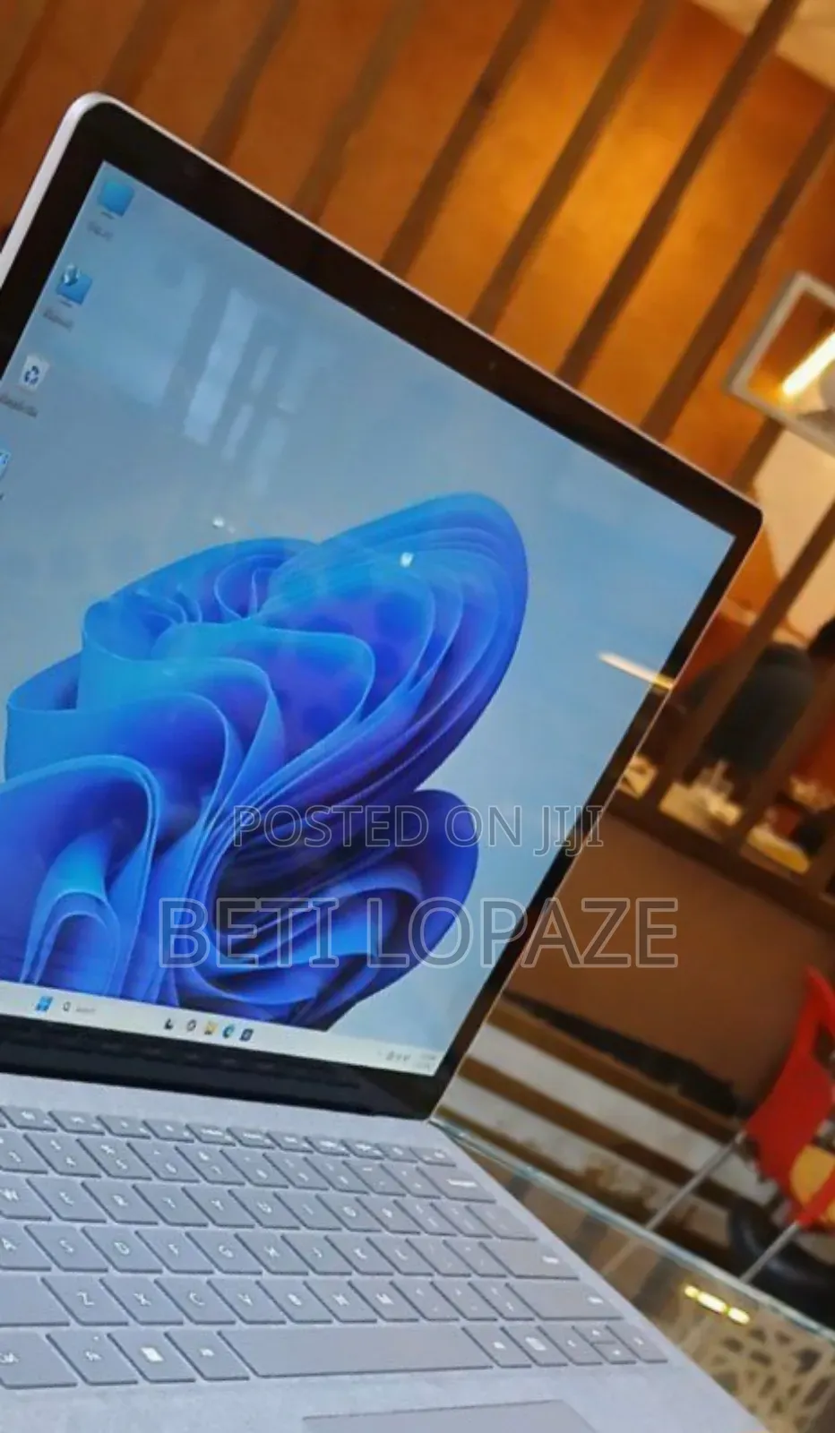 New Laptop Microsoft Surface 16GB Intel Core I7 SSD 512GB