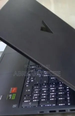 New Laptop HP Victus 16 16GB AMD Ryzen 7 SSD 1T