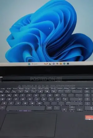 New Laptop HP Victus 16 16GB AMD Ryzen 7 SSD 1T