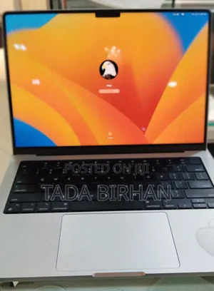 New Laptop Apple MacBook Pro M1 16GB Apple M1 Pro SSD 512GB