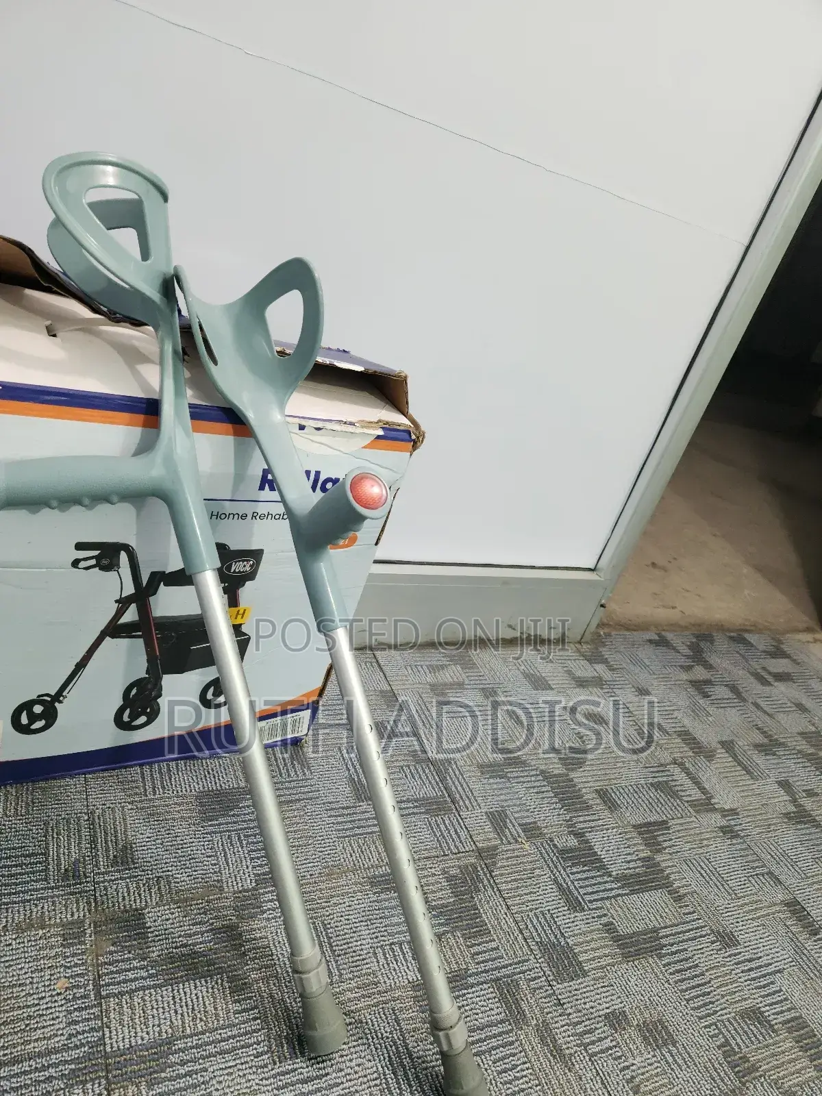 Elbow Crutches死者crutches袴吋almunium Medical Crutches New