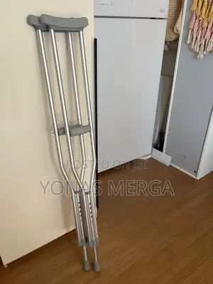 Photo - Shoulder Crutch宣ذbilateral Crutches<>Transfer Weight Leg_arm