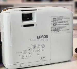 Epson Projector Model: Eb-X51 Has: Bag Remote