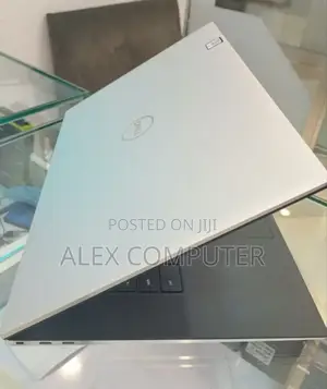 New Laptop Dell XPS 15 64GB Intel Core I9 SSD 4T