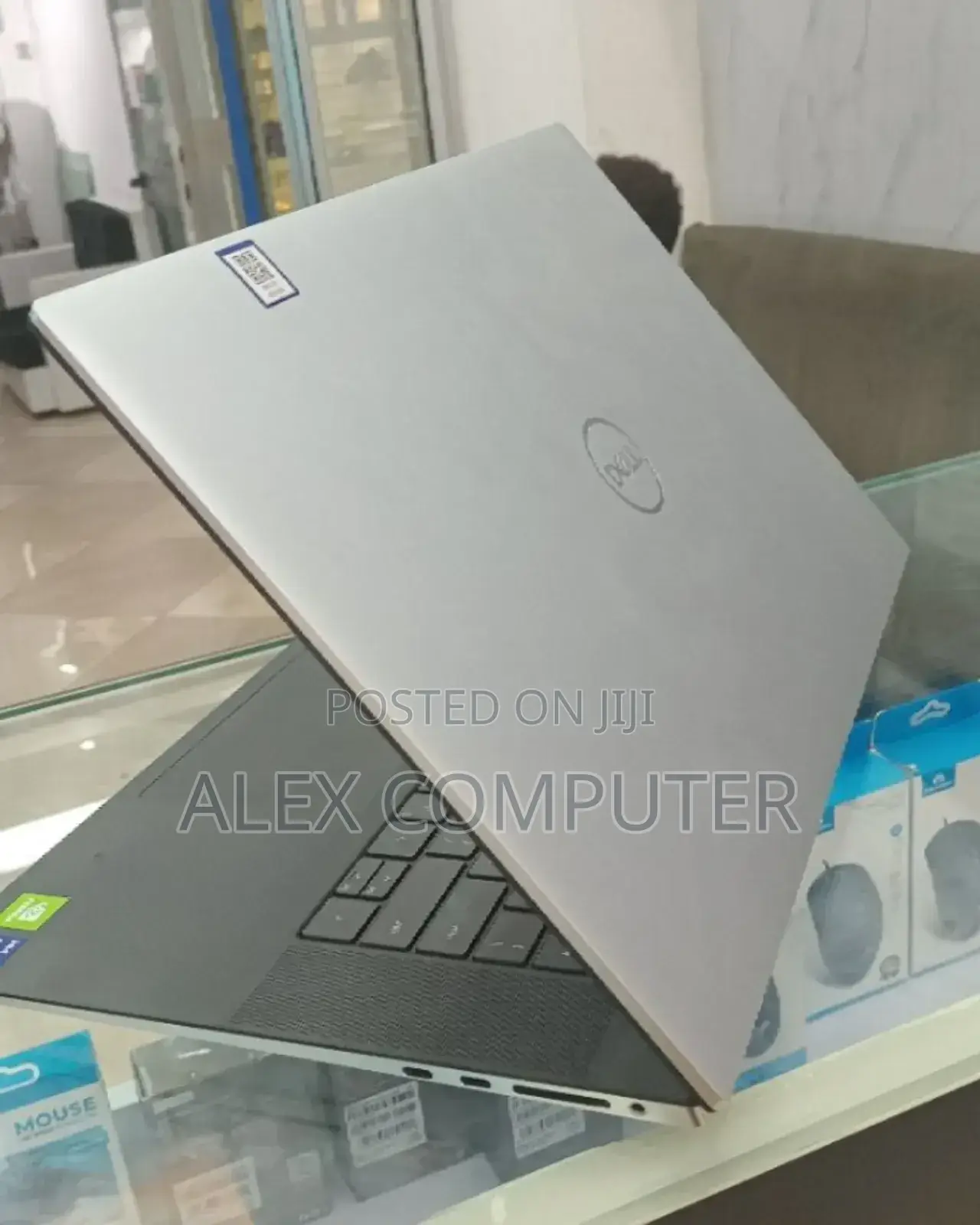 New Laptop Dell XPS 15 64GB Intel Core I9 SSD 4T