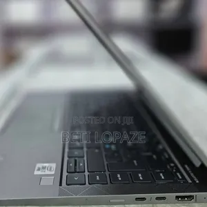 Photo - New Laptop HP EliteBook 840 16GB Intel Core I5 SSD 1T