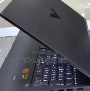 New Laptop HP Victus 16 16GB AMD Ryzen 7 SSD 1T