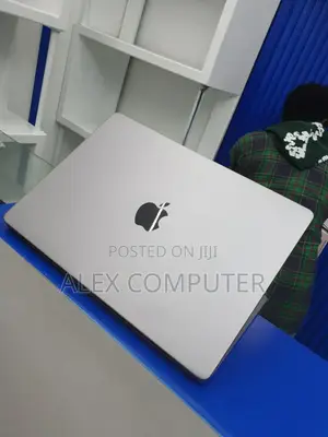 New Laptop Apple MacBook Pro M1 32GB Apple M1 SSD 512GB