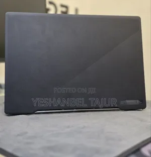 New Laptop Asus ROG Strix G15 32GB Intel Core I9 SSD 1T