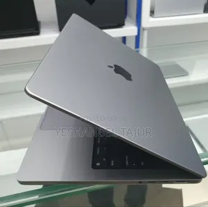 New Laptop Apple MacBook Air 2022 M2 32GB Apple M1 Pro SSD 512GB