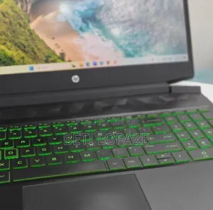 Photo - New Laptop HP Pavilion 11 16GB Intel Core I5 SSD 512GB