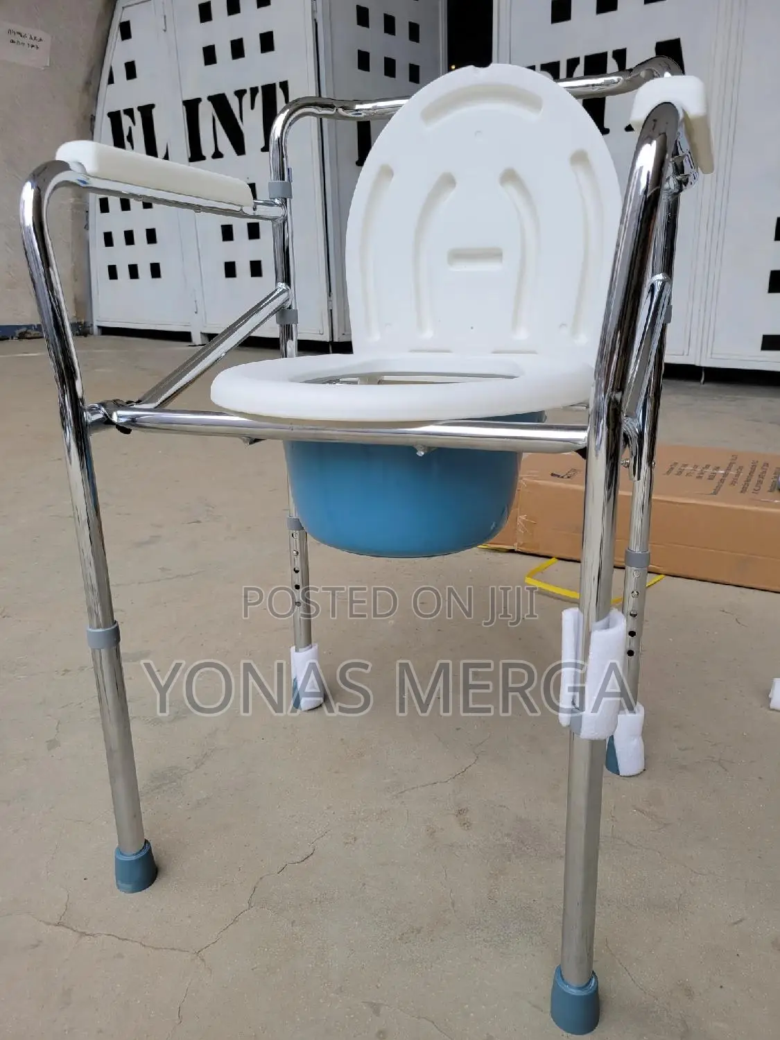 New Toilet Chair从عcommode/Pot Chairةةfunction as a Shower