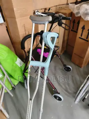 Crutches衼你axillary Crutches型態crutches襶我crutches短片crutches