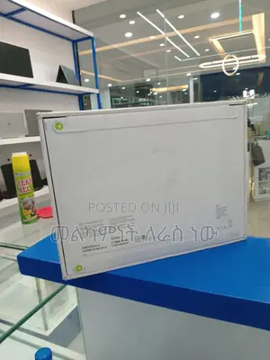 New Laptop Apple MacBook Pro 2024 M4 14-Inch 16GB Apple M4 SSD 512GB