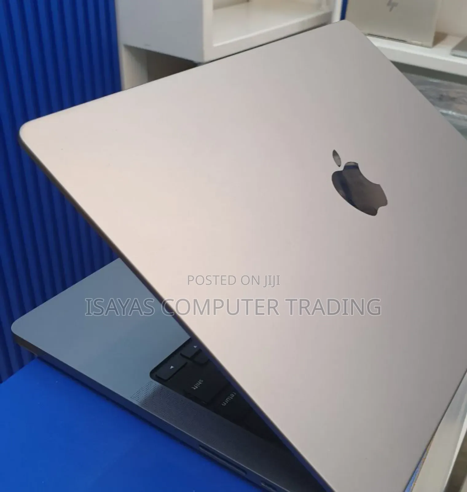 New Laptop Apple MacBook Pro 2021 M1 16GB SSD 1T