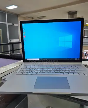 New Laptop Microsoft Surface 16GB Intel Core I7 SSD 256GB