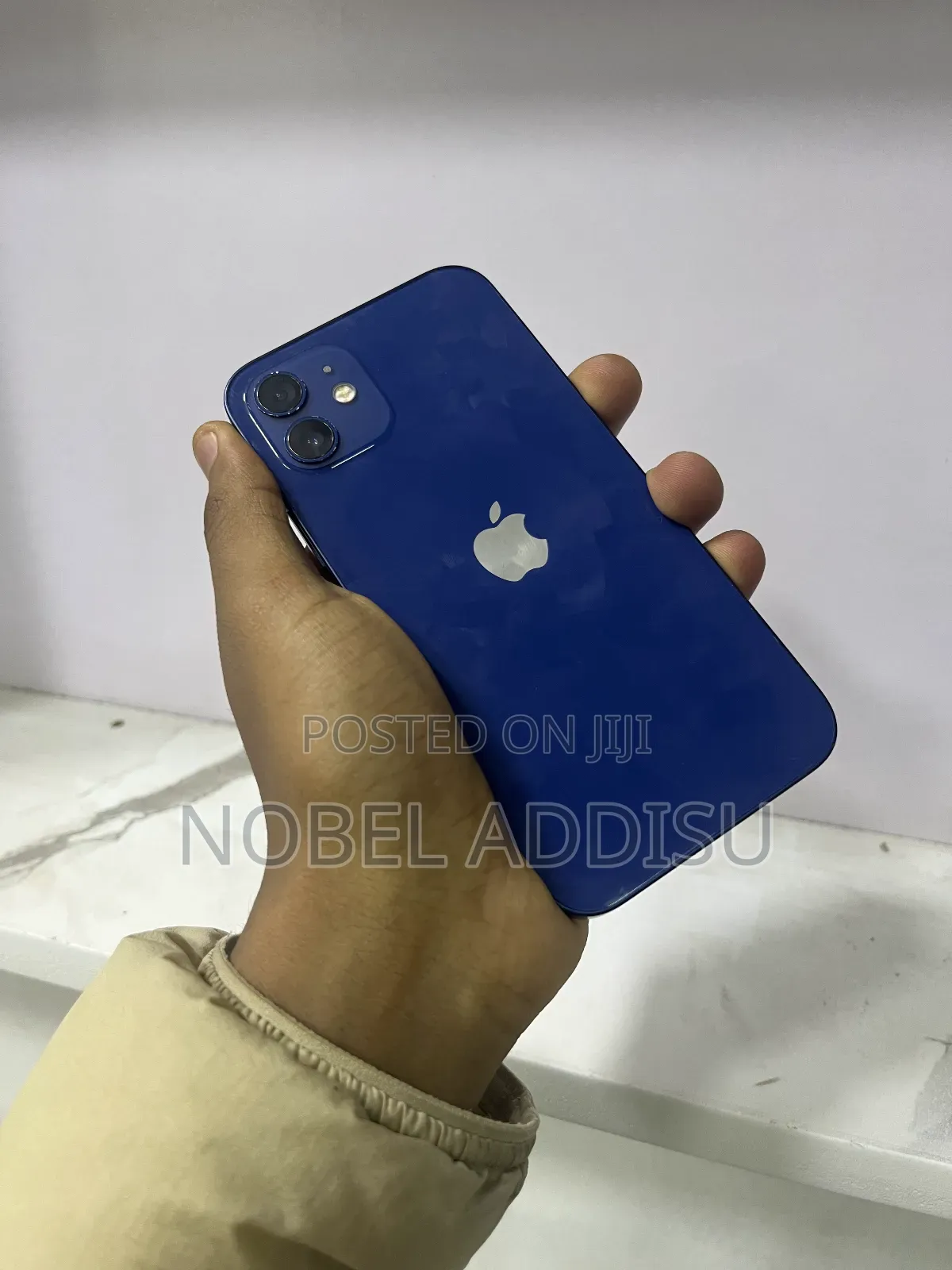 New Apple iPhone 12 64 GB Blue