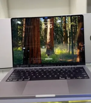 New Laptop Apple MacBook Pro M1 16GB Apple M1 Pro SSD 1T