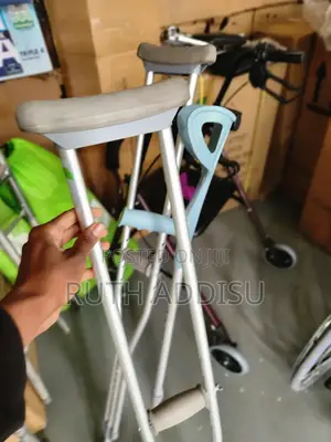 Photo - Disability Support Axillary Bilateral Crutches殲我crutches New