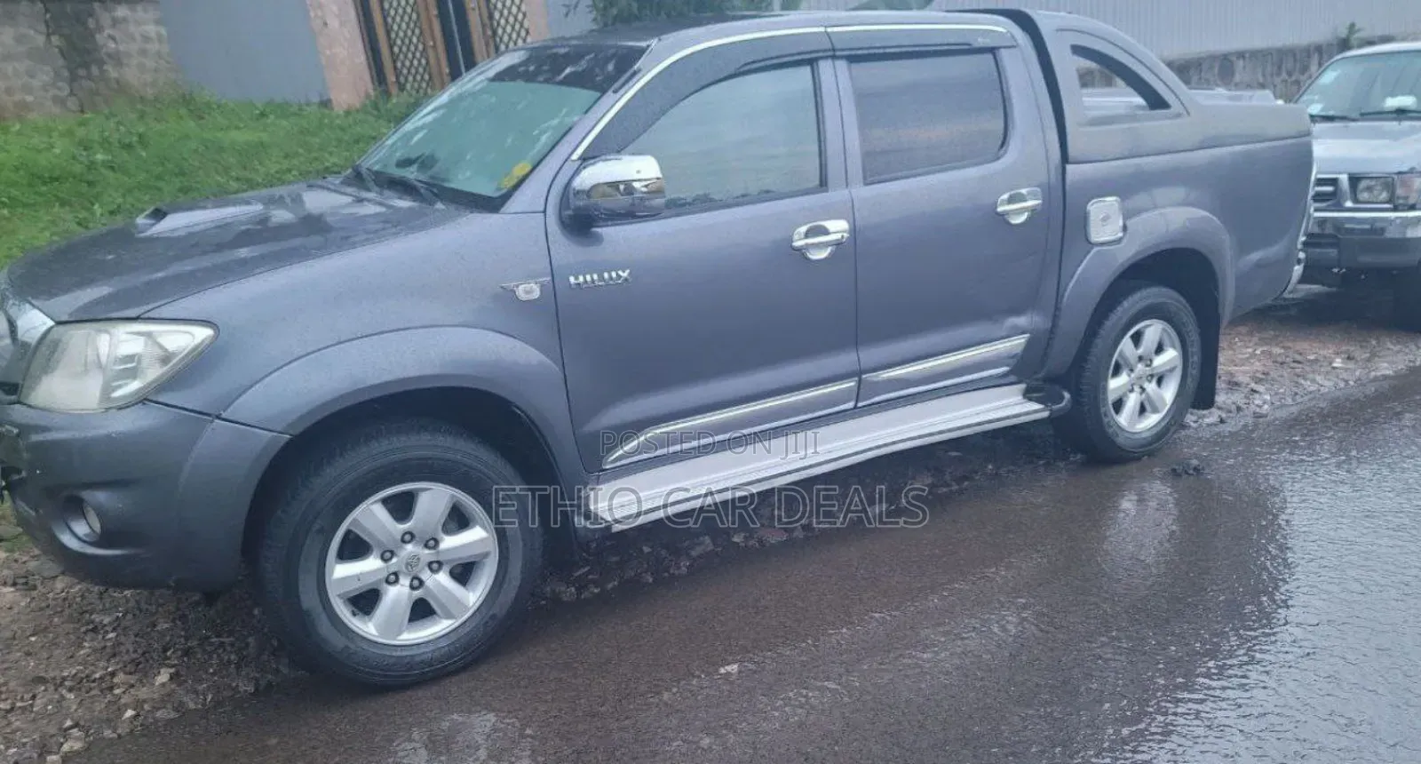Toyota Hilux 2010 Blue