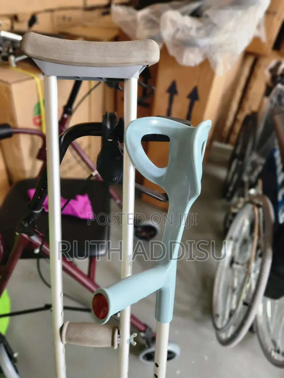 Crutches袴喇crutches袸菼crutches盎我crutches袸我crutches盎我crutches