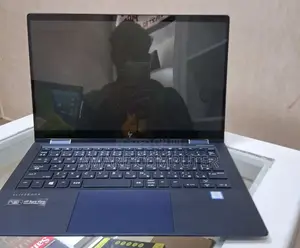 New Laptop HP Dragonfly G2 8GB Intel Core I5 SSD 512GB