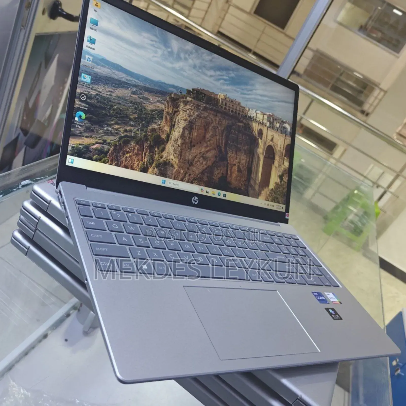 New Laptop HP Stream Notebook 16GB Intel Core I5 SSD 1T