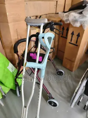 Photo - Crutches Axillary Bilateral死後crutches鴦你crutches款項crutches