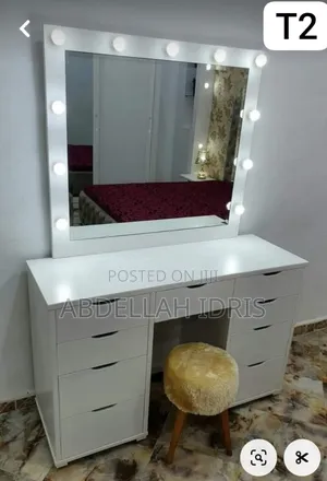 Photo - Dressing Table