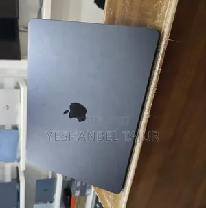 New Laptop Apple MacBook Air 2020 M1 8GB Apple M2 SSD 256GB