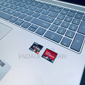 New Laptop HP Stream Notebook 8GB AMD Ryzen 5 SSD 512GB