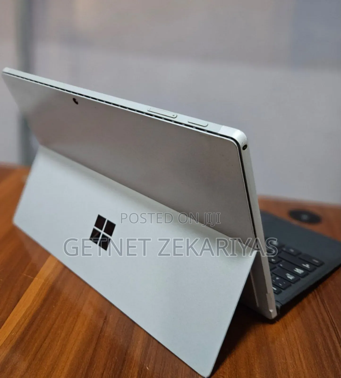 New Laptop Microsoft Surface Pro 7 8GB Intel Core I5 SSD 128GB
